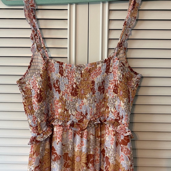 Astr Floral Print Maxi Smocked Dress in Pink and Brown Size M - Picture 8 of 12